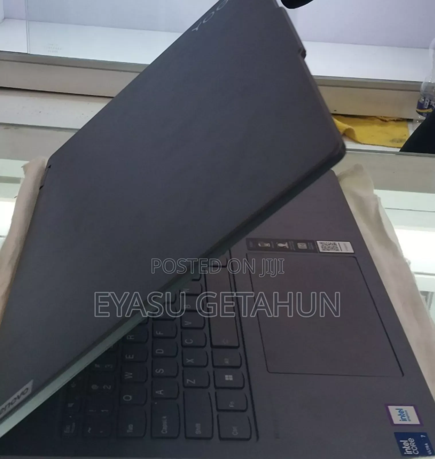 New Laptop Lenovo Yoga 7i 16GB Intel Core Ultra 7 SSD 1T