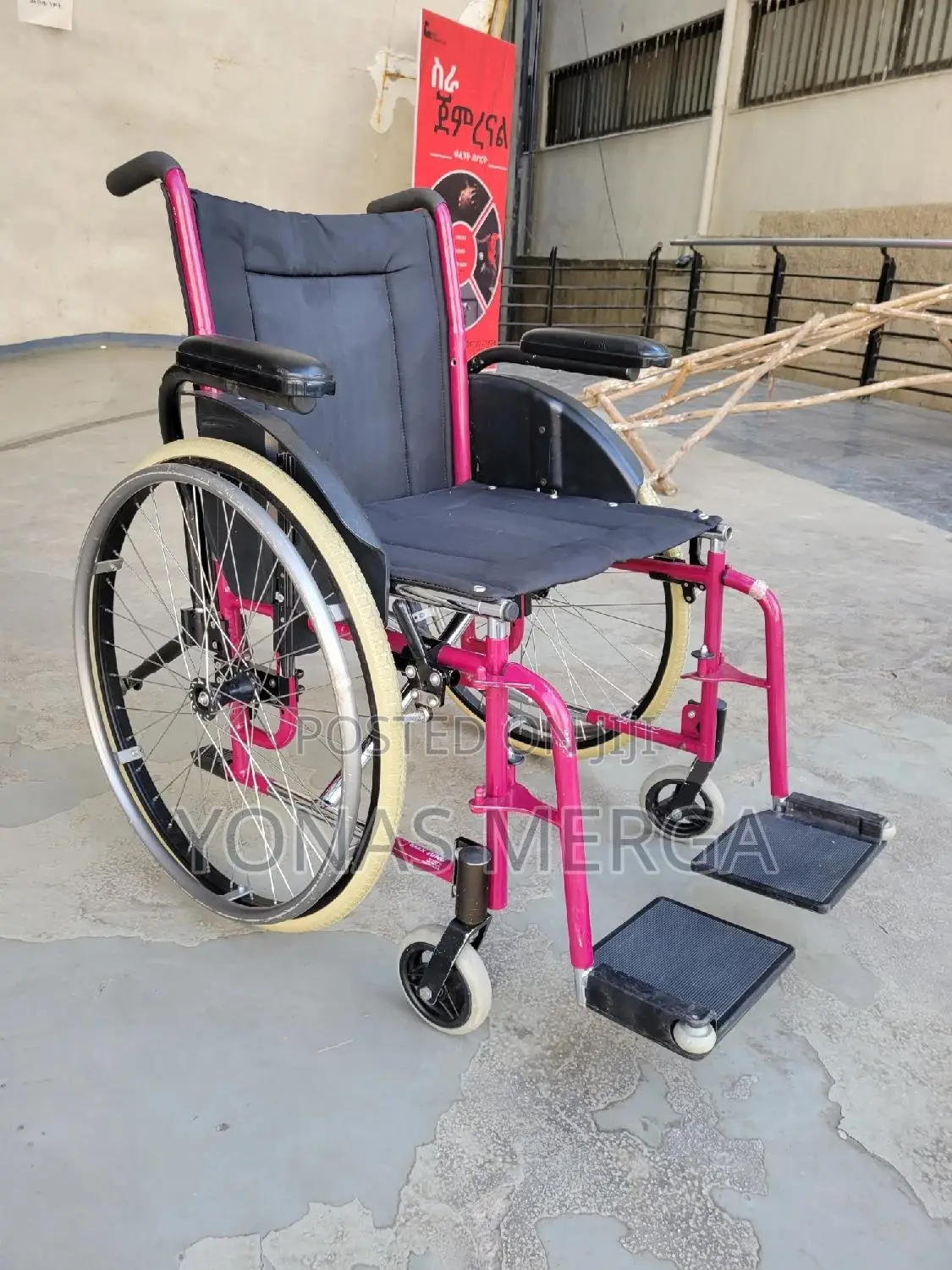 Wheelchair円囗 Folding Armrests, 51cm Seat, Easy for Caregiver to Push