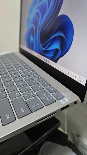 New Laptop Dell Inspiron 14 16GB Intel Core I7 SSD 512GB