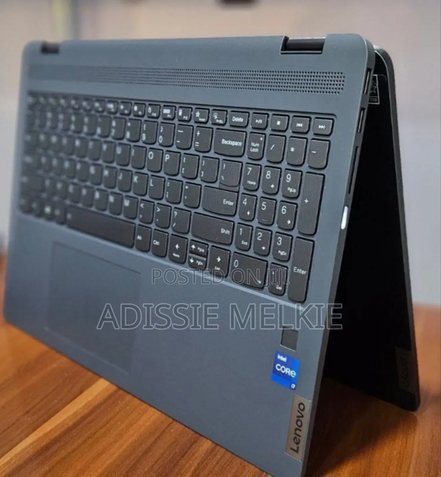 New Laptop Lenovo Yoga 7i 16GB Intel Core I7 SSD 512GB