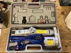 Electric Scissor 12v Auto Car
Jack Lift