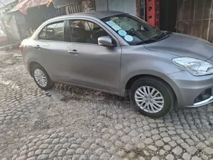 Suzuki Dzire 2022 Silver