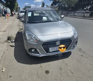 Suzuki Dzire 2022 Silver