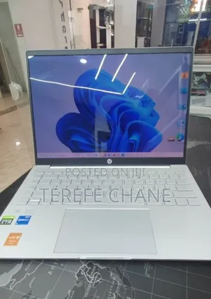 New Laptop HP Pavilion 11 16GB Intel Core I5 SSD 512GB