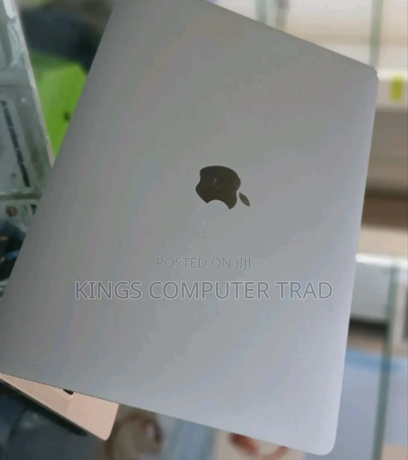 New Laptop Apple MacBook Air 2022 M2 8GB Intel Core M2 SSD 256GB