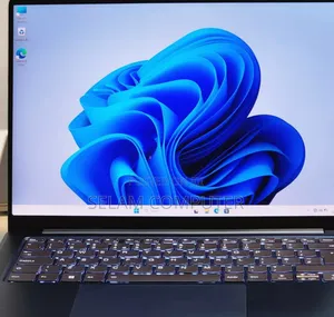 Photo - New Laptop Lenovo ThinkPad Yoga 16GB Intel Core I7 SSD 1T