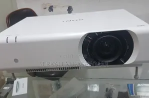 1home Cinema Projector Sony VPL-Ch350 Model Highlights Brig