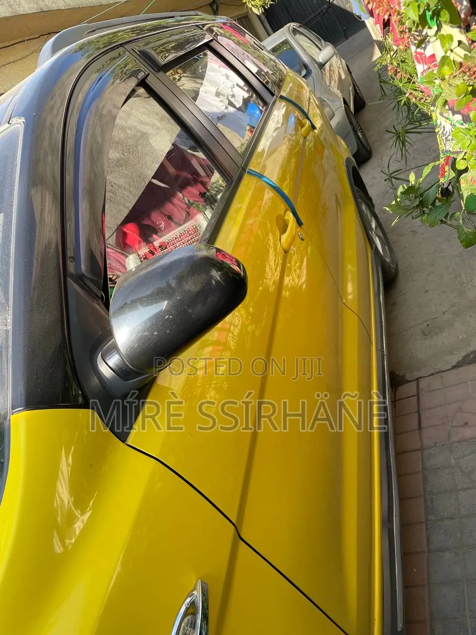 Dongfeng Glory 2019 Yellow