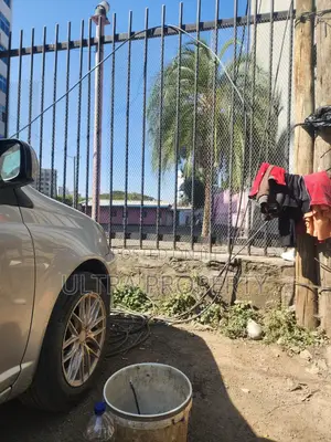 መኪና መሸጫ Car Dealership