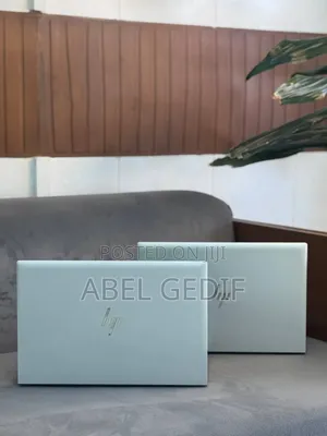 New Laptop HP EliteBook 830 G8 16GB Intel Core I7 SSD 512GB