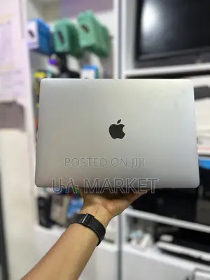 Laptop Apple MacBook Pro 2017 8GB Intel Core I5 SSD 256GB