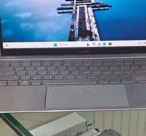 New Laptop Asus ZenBook 13 UX331UN 8GB AMD Ryzen 5 SSD 512GB