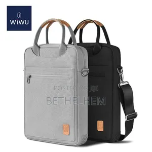 Photo - Wiwu Pioneer Laptop/Tablet Bag