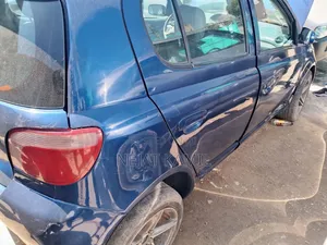 Toyota Vitz 1.0 FWD 3dr 2000 Blue
