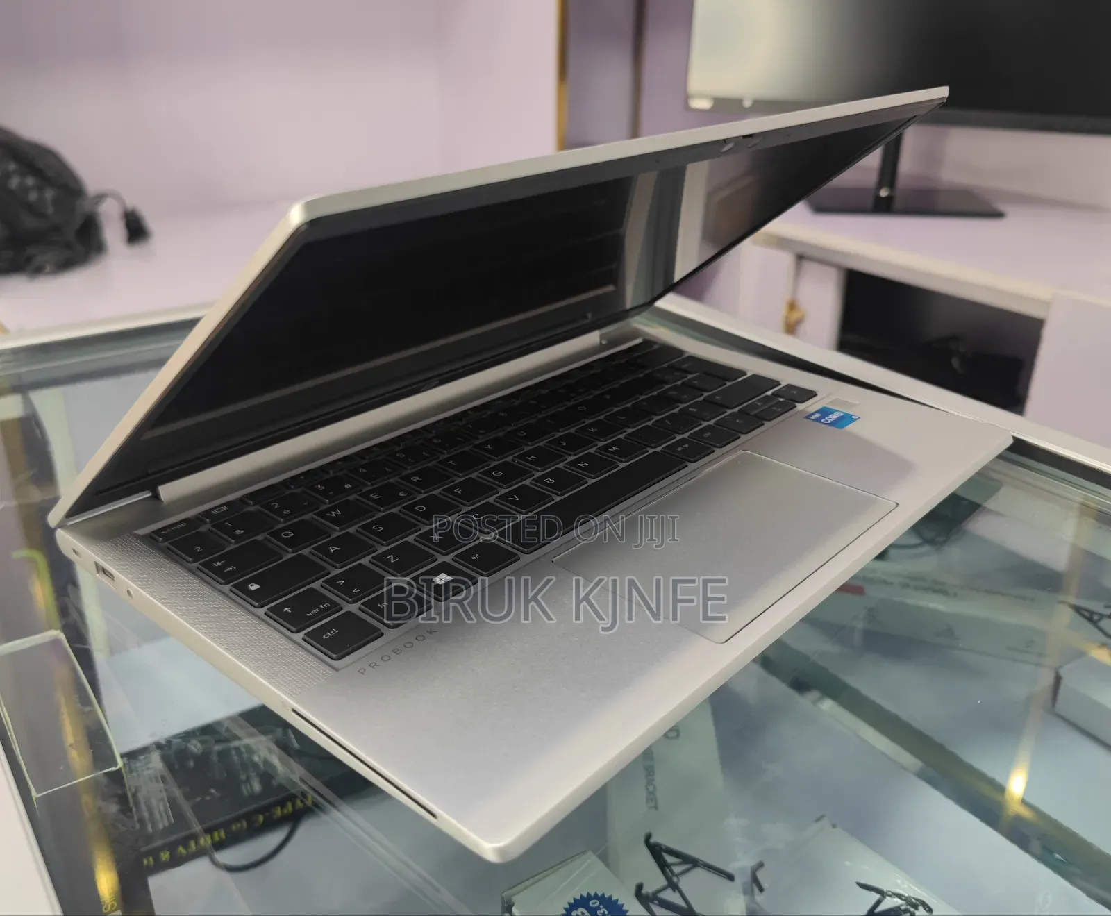 New Laptop HP ProBook 640 G8 8GB Intel Core I5 SSD 512GB