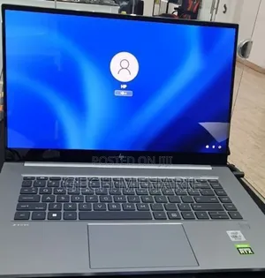 Photo - New Laptop HP ZBook 15 16GB Intel Core I7 SSD 1T