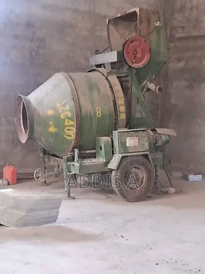 Photo - Concrete Mixer