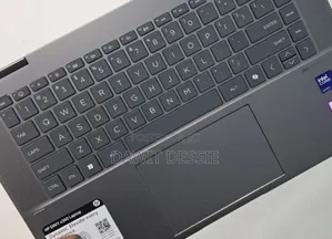 New Laptop HP 16GB Intel Core Ultra 7 SSD 1T