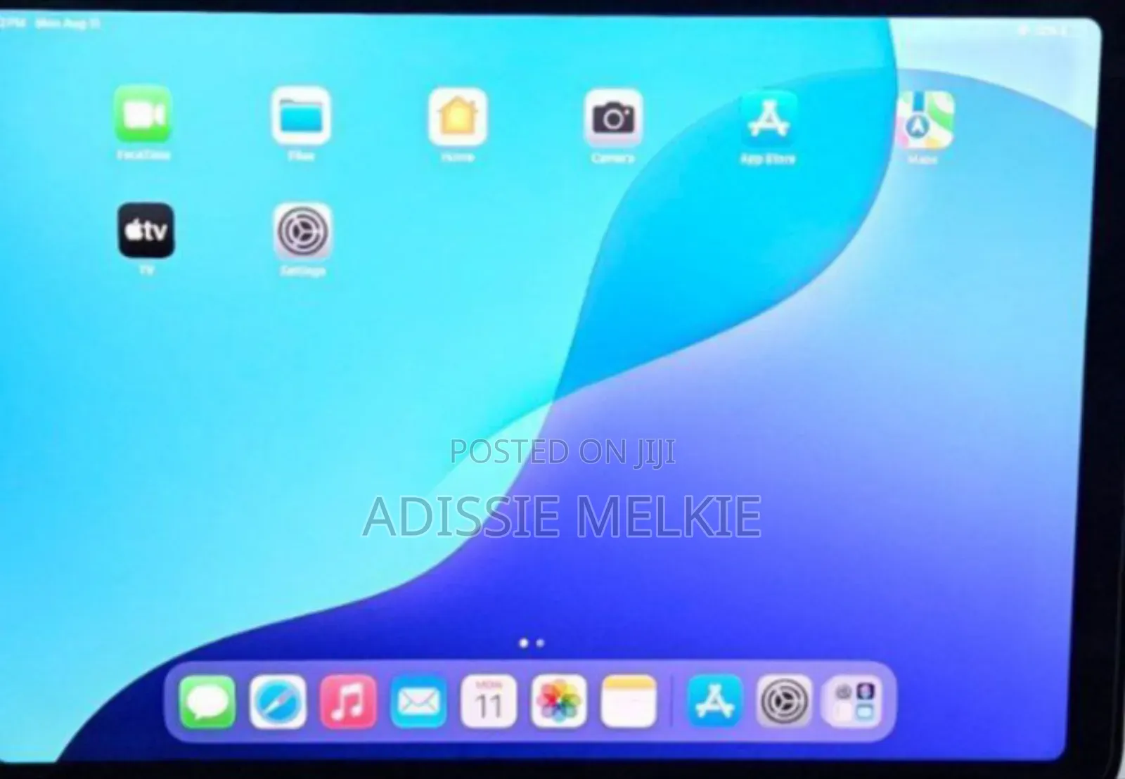 New Laptop Apple MacBook Pro M1 8GB Intel Core i7 SSD 32GB