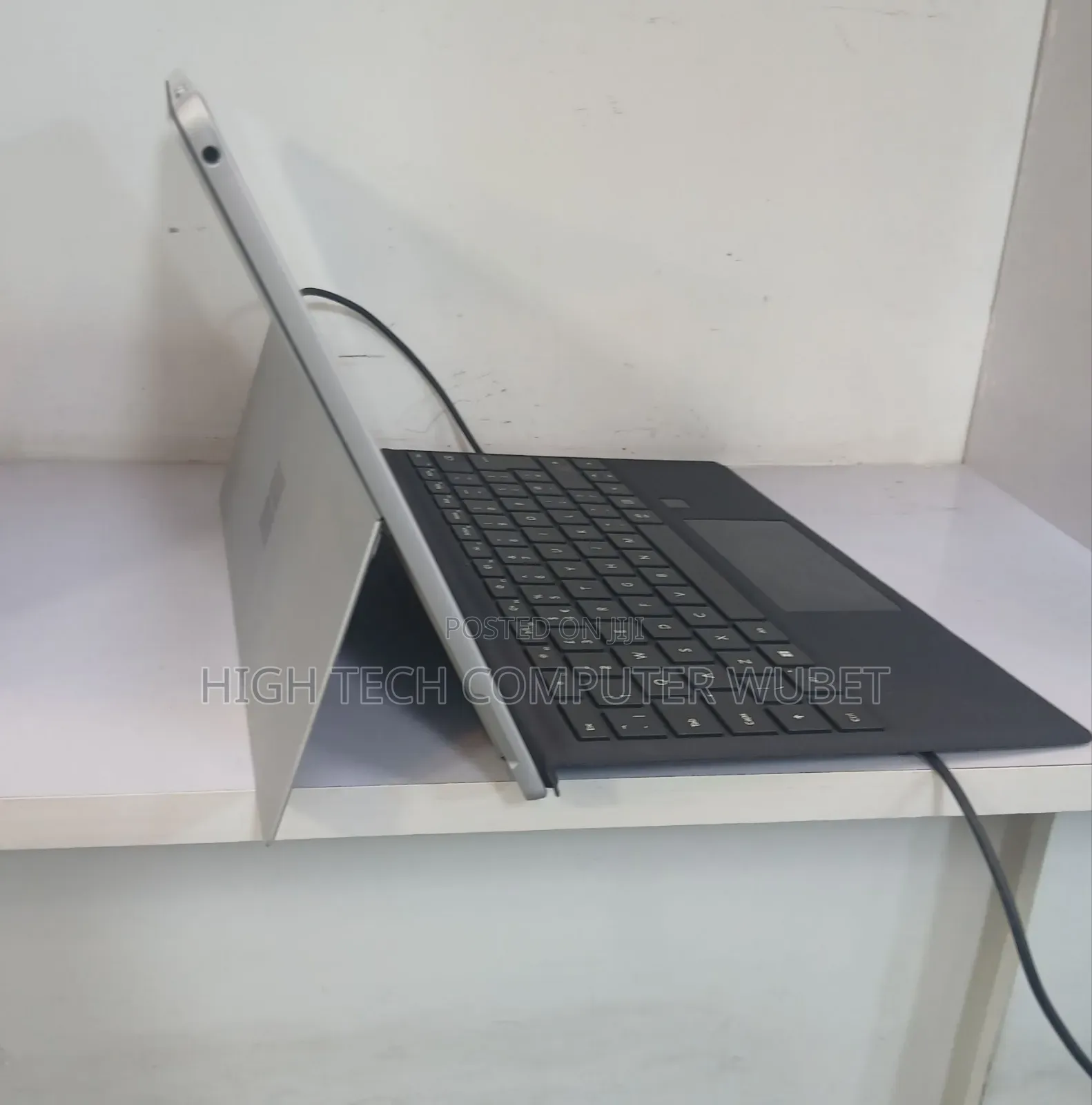 New Laptop Microsoft Surface Pro 7 16GB Intel Core I5 SSD 256GB