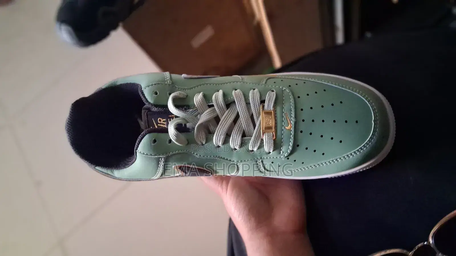 Nike Air Force 1 Oil Green Metallic Gold Swoosh