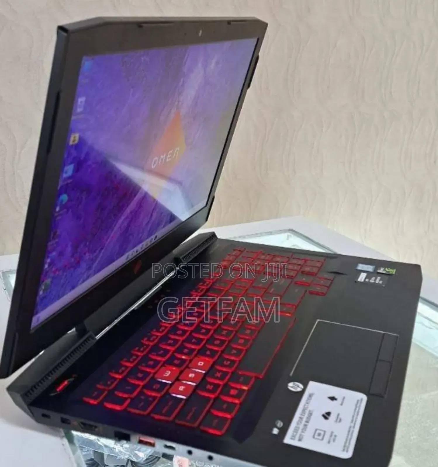 New Laptop HP Omen X 8GB Intel Core I7 HDD 1T