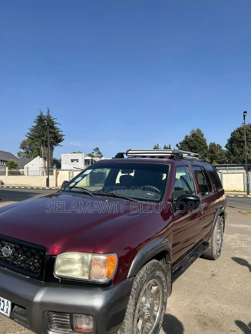 Nissan Pathfinder 1999 Burgundy