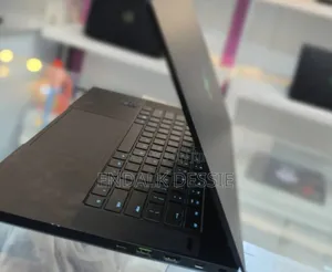 New Laptop Razer Blade Advanced 16GB Intel Core I7 SSD 512GB