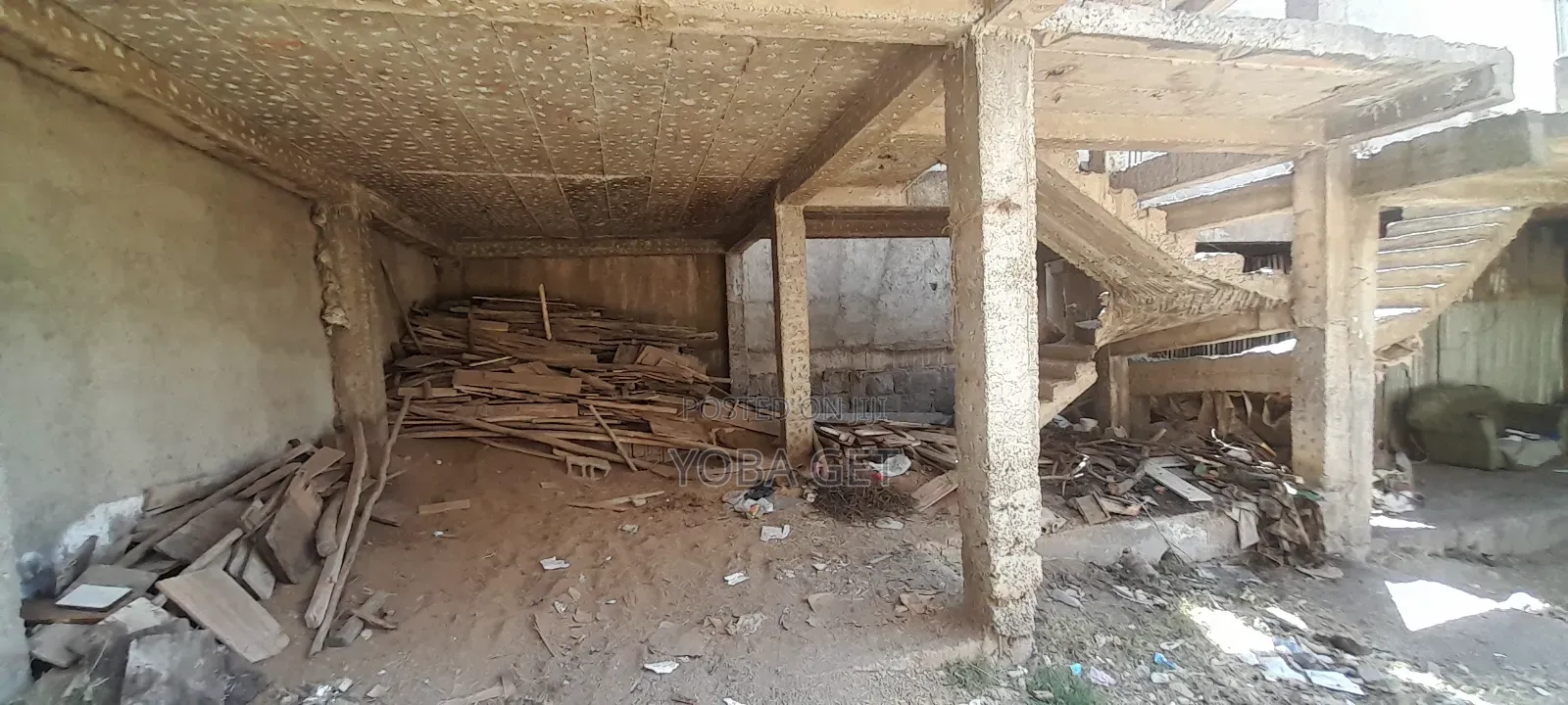 Furnished 5bdrm House in አስቸካይ የሚሸጥ ቤት, Akaky Kaliti for sale