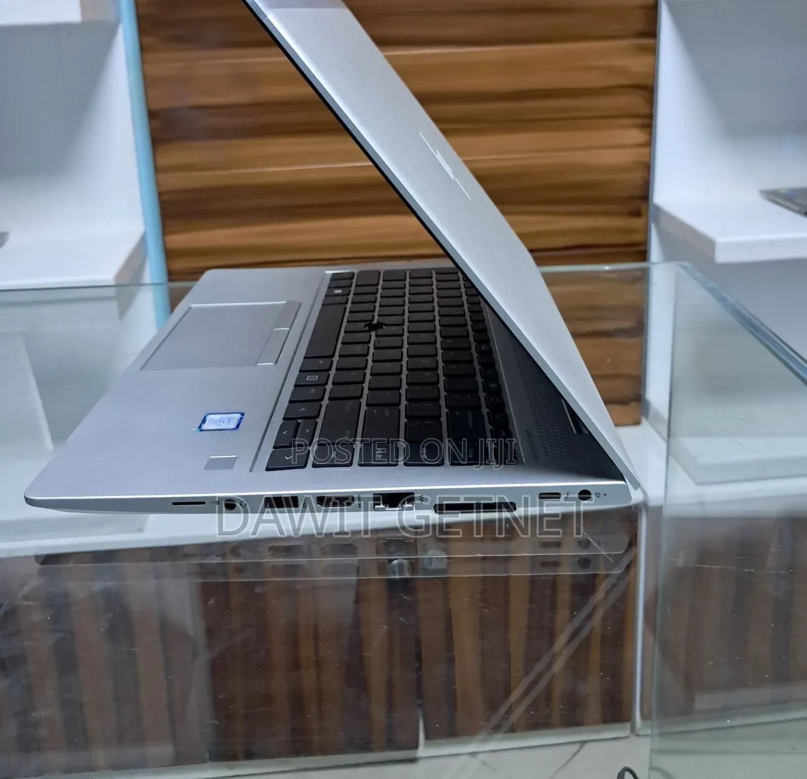 New Laptop HP EliteBook 840 G5 16GB Intel Core I7 SSD 512GB