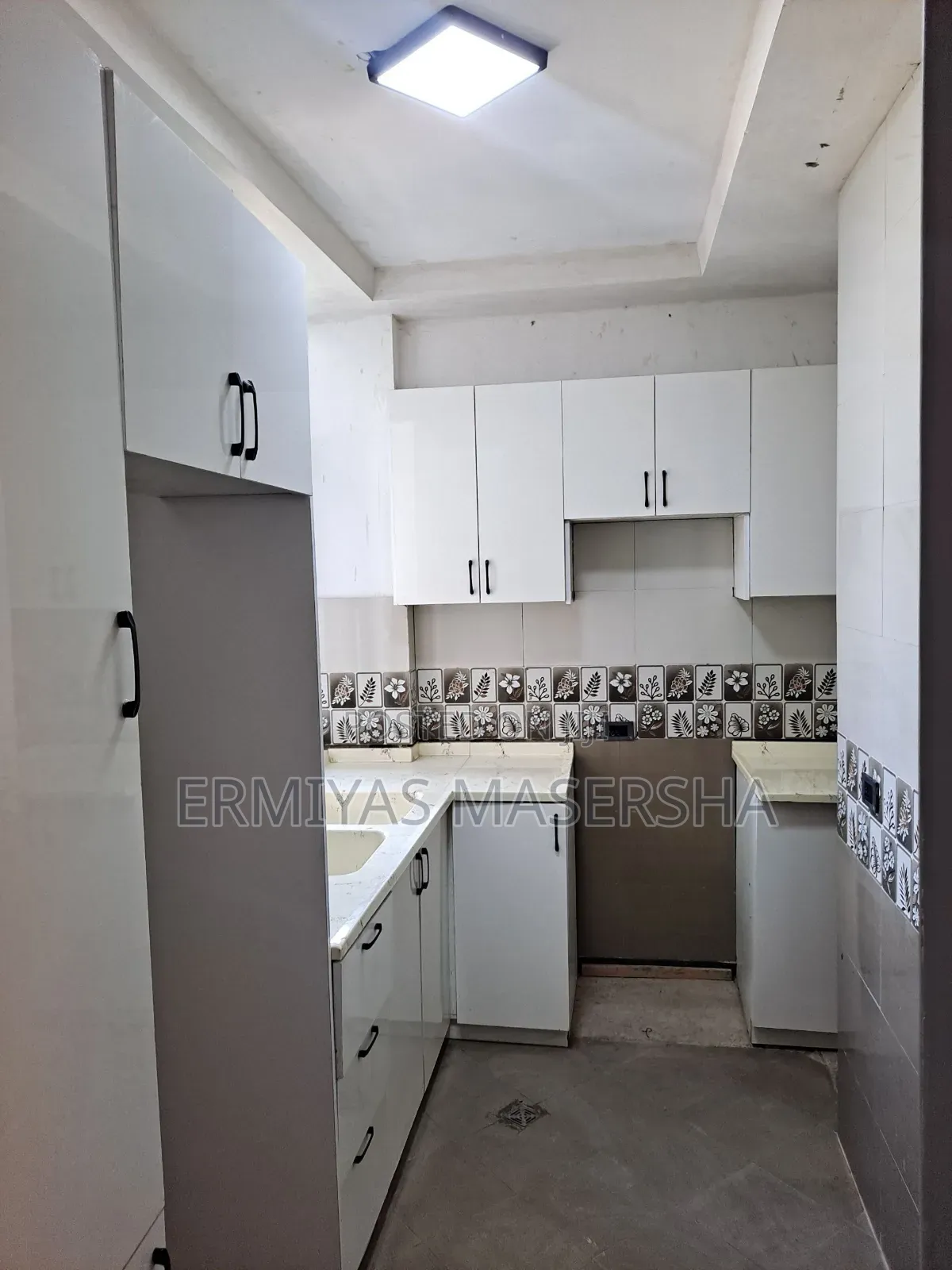 Furnished 3bdrm Apartment in Bole for sale