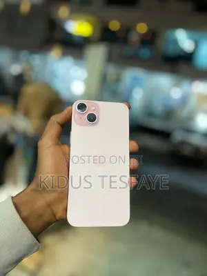 Apple iPhone 15 Plus 128 GB Pink