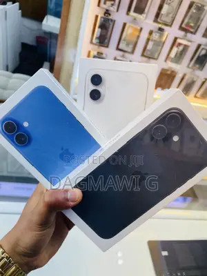 Photo - New Apple iPhone 16 Plus 128 GB Black