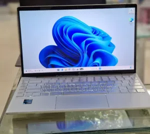 Photo - New Laptop HP Envy 13 16GB Intel Core i7 SSD 512GB