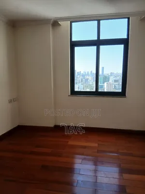 2bdrm Apartment in ቦሌ አትላስ ኖህ ሪልስቴት ግቢ, Bole for sale
