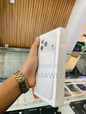 New Apple iPhone 17 Pro Max 256 GB Silver