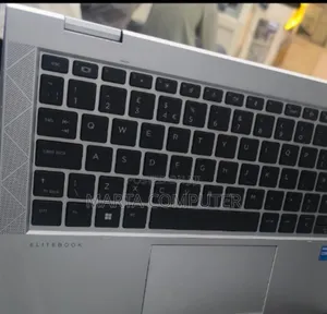 New Laptop HP EliteBook 830 G8 16GB Intel Core I5 SSD 512GB