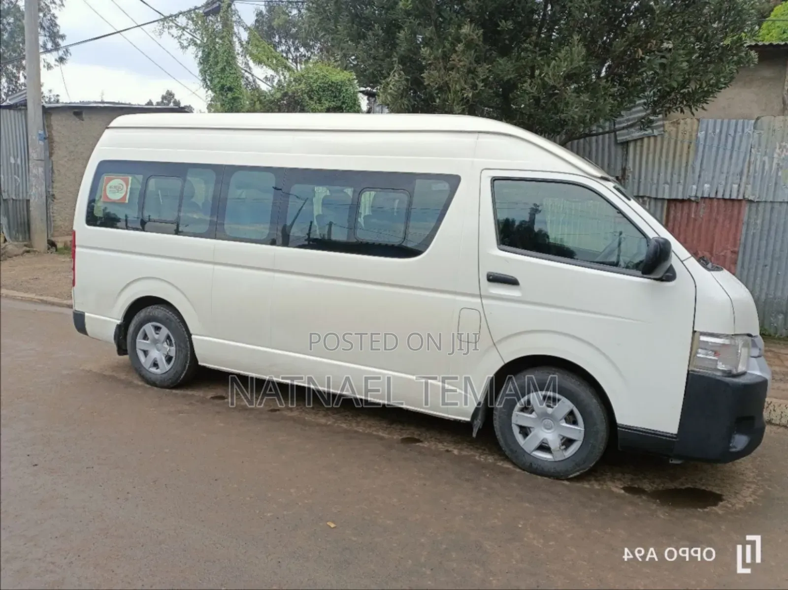 Toyota HiAce 2015 White