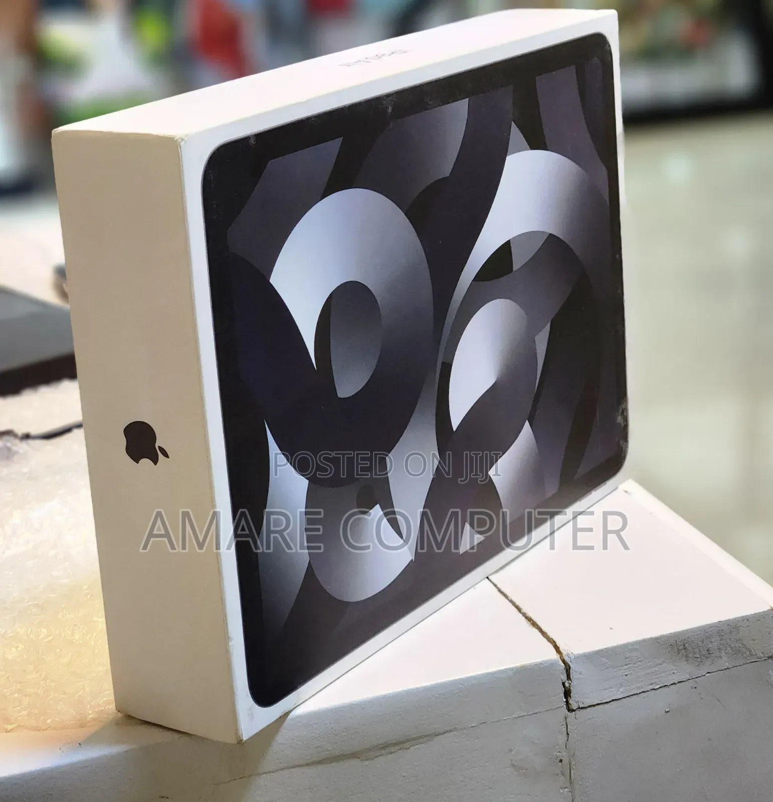 New Apple iPad Air 64 GB