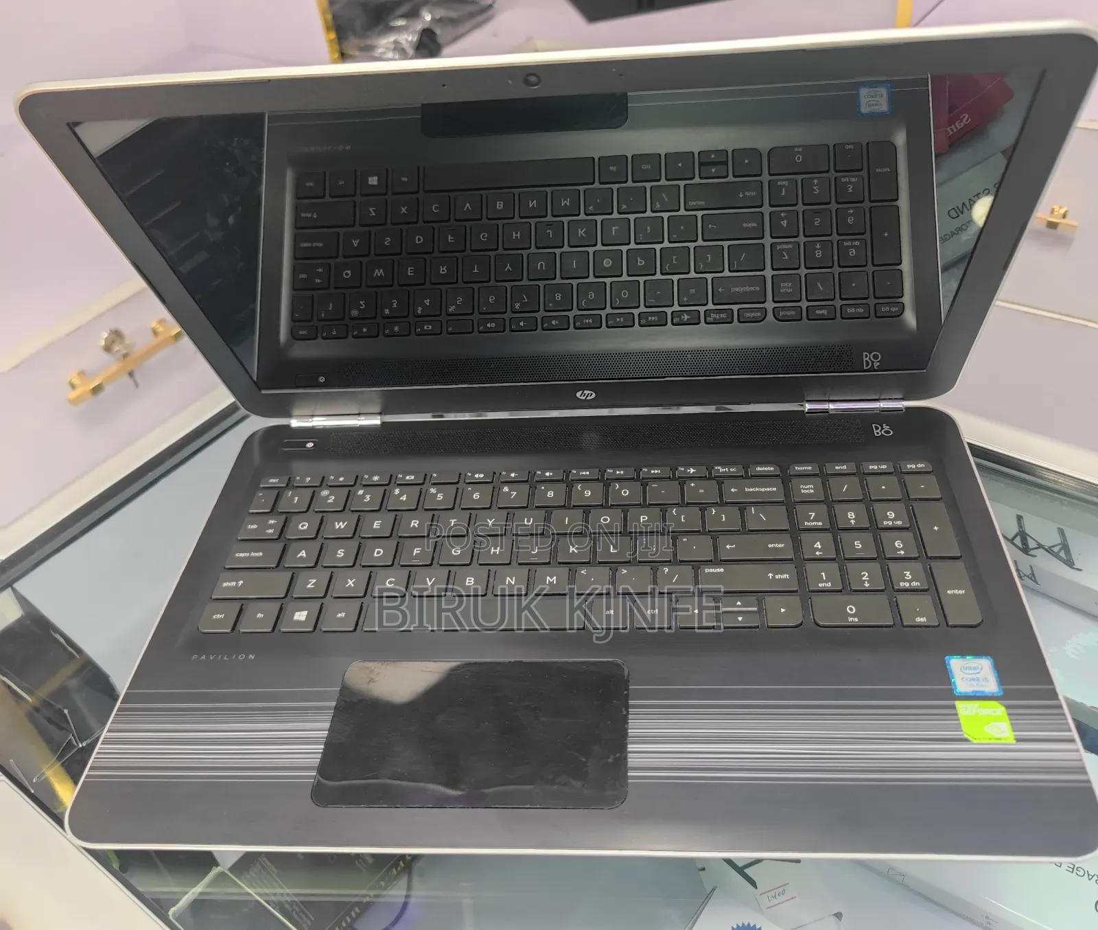 New Laptop HP Pavilion 15 8GB Intel Core I5 SSD 256GB