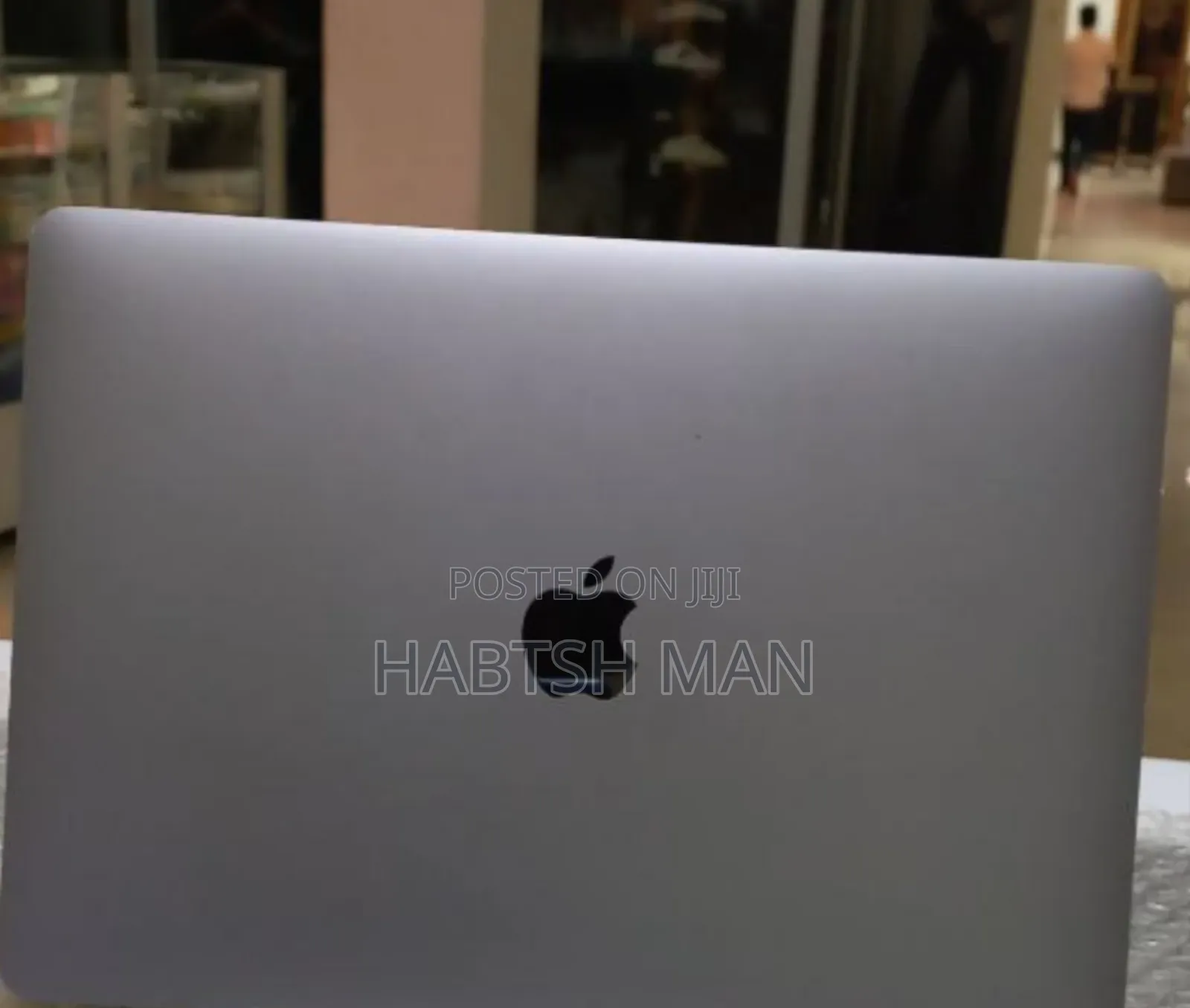 New Laptop Apple MacBook Pro M1 8GB Apple M1 SSD 256GB
