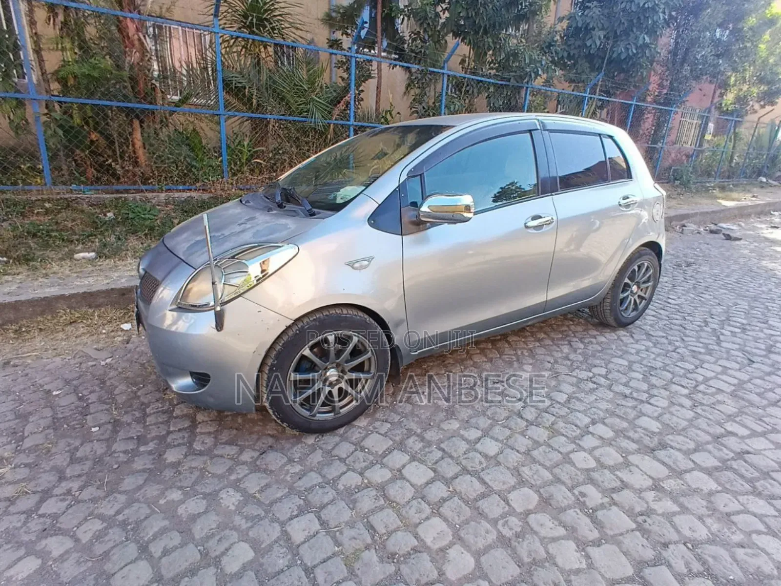 Toyota Yaris 2009 Gray