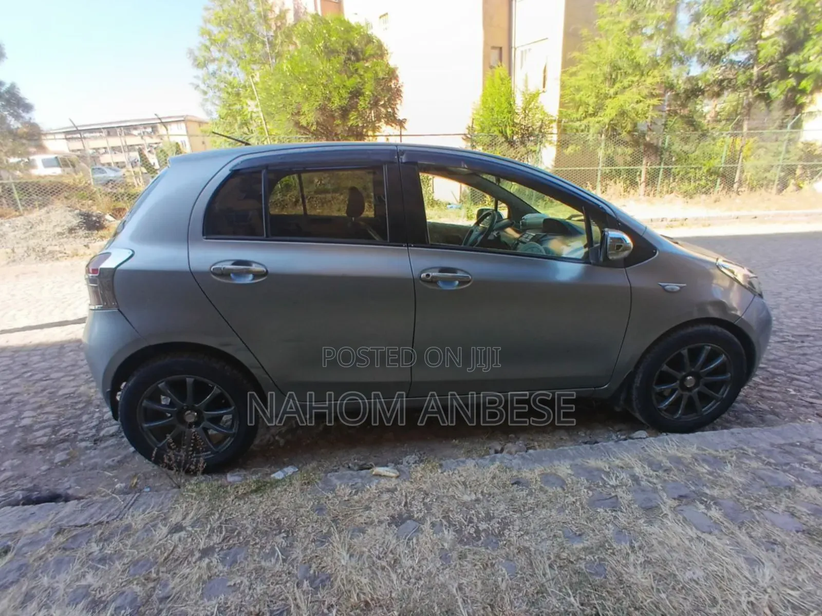 Toyota Yaris 2009 Gray