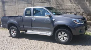 Toyota Hilux 2.5 D-4D Extra Cab 2008 Gray