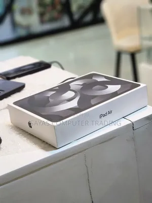 Photo - New Laptop Apple MacBook Air 2020 4GB SSD 60GB