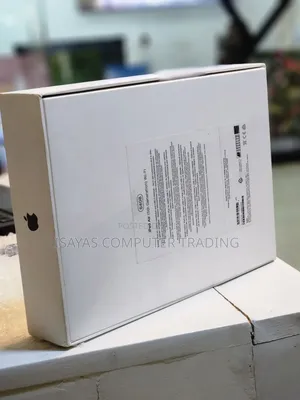 New Laptop Apple MacBook Air 2020 4GB SSD 60GB