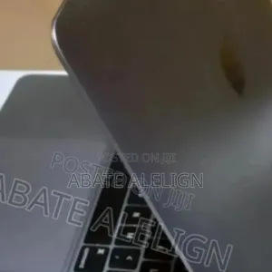 New Laptop Apple MacBook Pro M1 8GB Apple M1 SSD 256GB