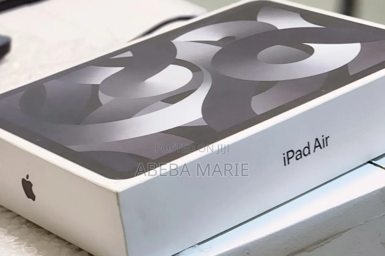 New Apple iPad Air 64 GB