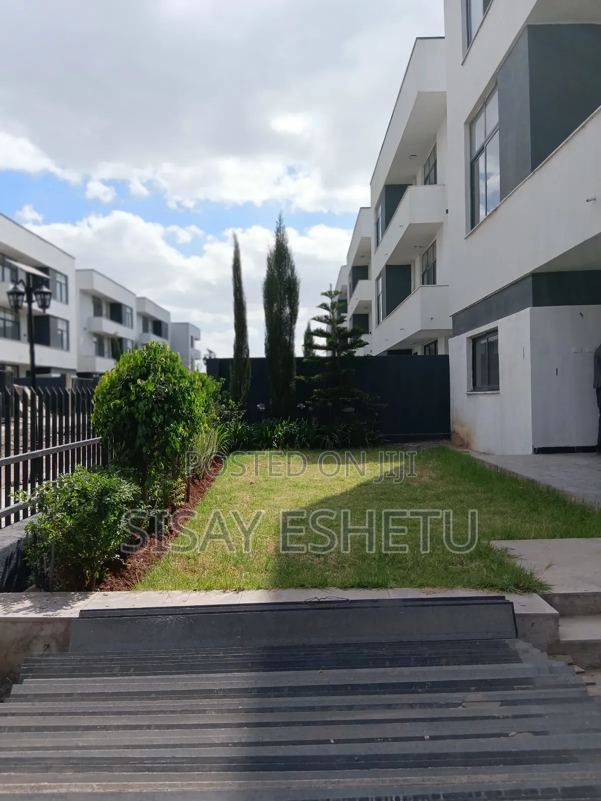 Furnished 4bdrm House in Bole for sale