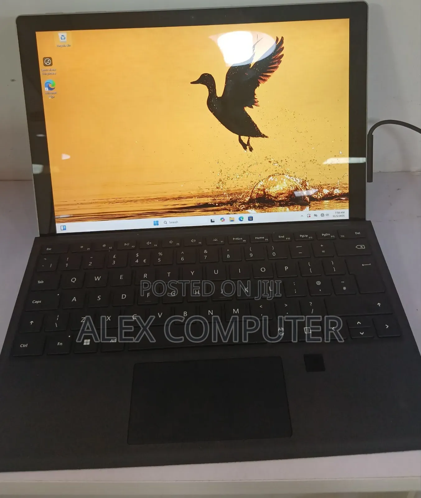 New Laptop Microsoft Surface Pro 7 16GB Intel Core I5 SSD 256GB